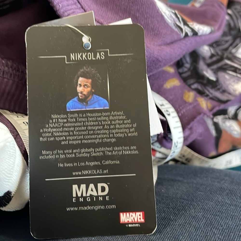 Marvel Black Panther Artist Series Purple‎ Cropped Sweatshirt - Picture 9 of 9